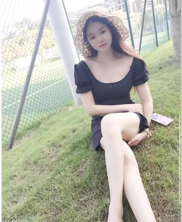 细腰美女小柏芝