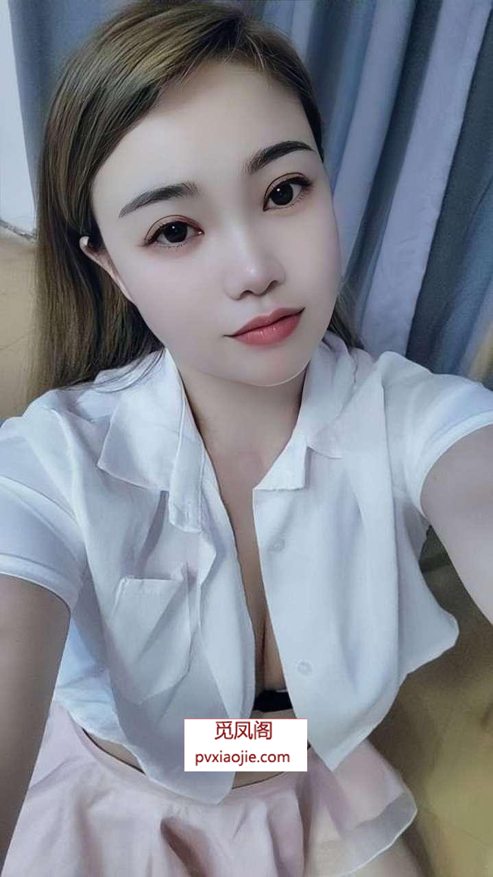 肤白貌美丰满少妇诗诗